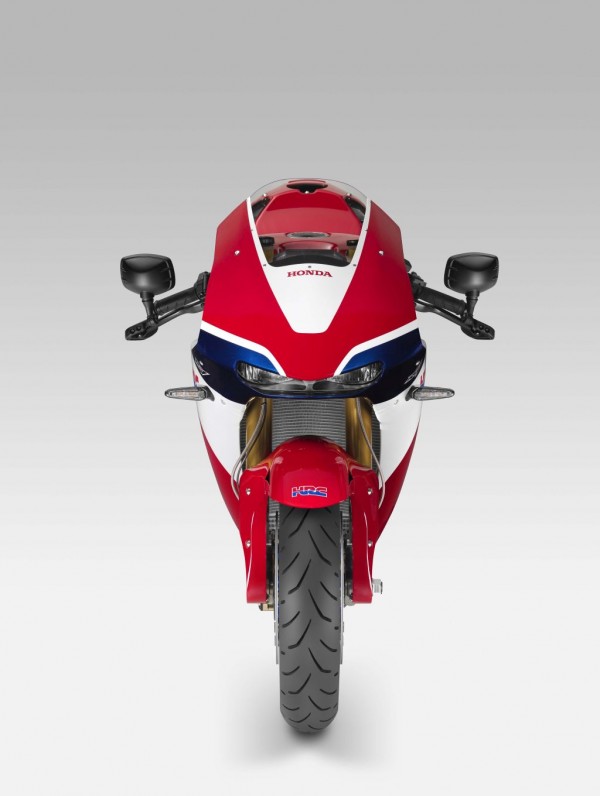 2015-Honda-RC213V-S-prototype-06