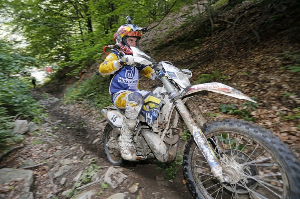 alfredo-gomez-in-action-during-day-three-of-red-bull-romaniacs-2015